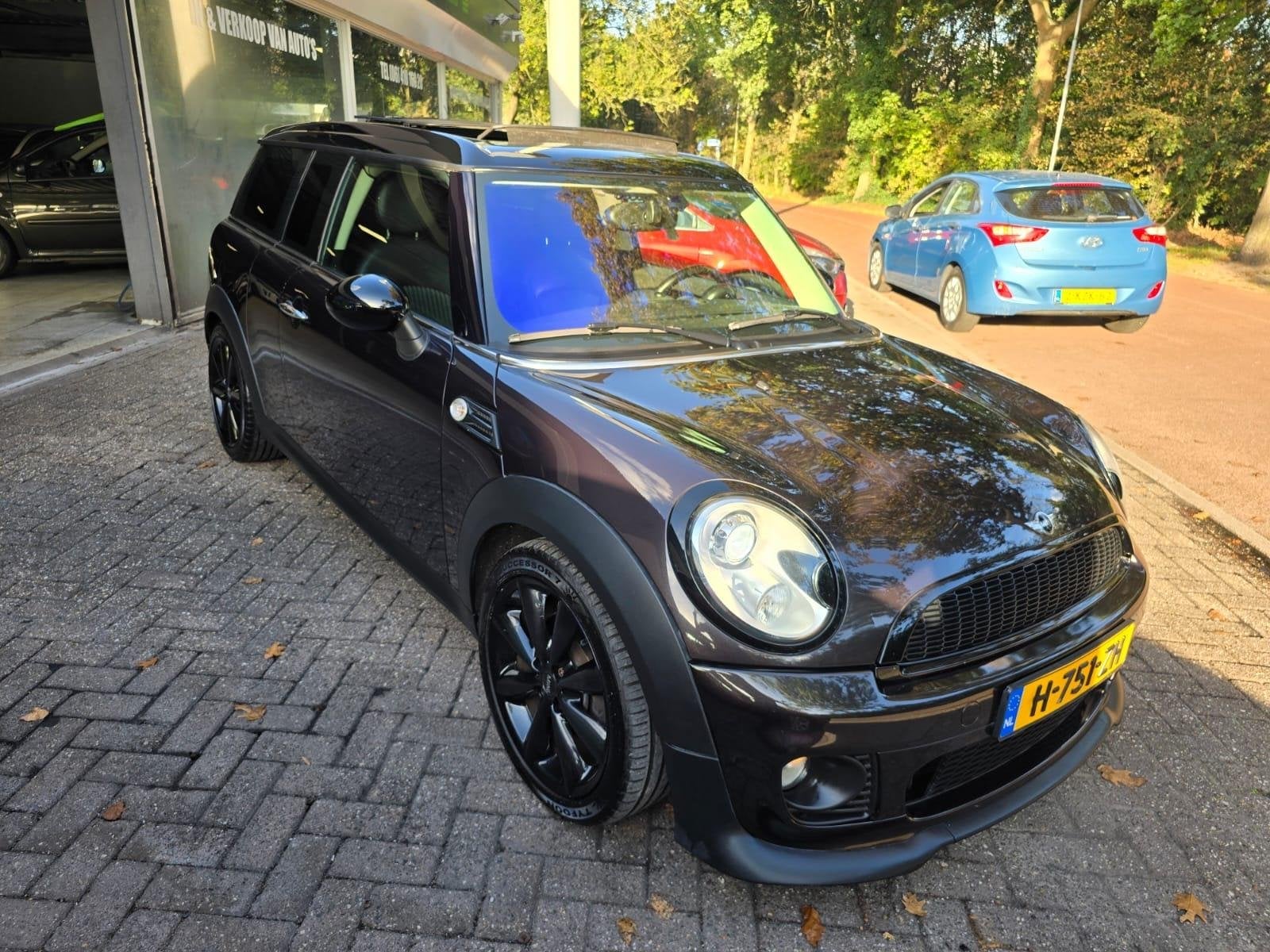 MINI Clubman 1.6 Cooper Chili | NIEUWE APK | PANO DAK | LEDE, Auto's, Voorwielaandrijving, Euro 5, Gebruikt, 4 cilinders
