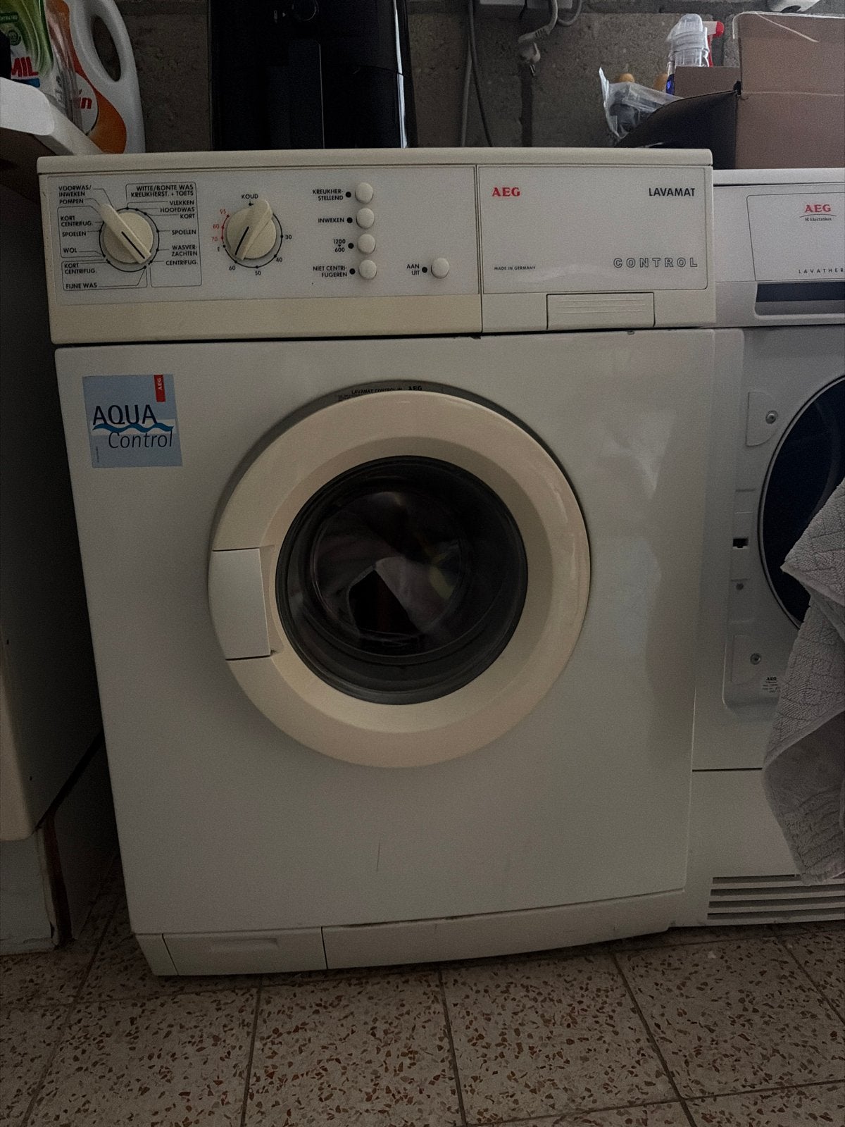 AEG Lavamat Control Wasmachine - Goede staat, Ophalen, 6 tot 8 kg, Voorlader, 85 tot 90 cm