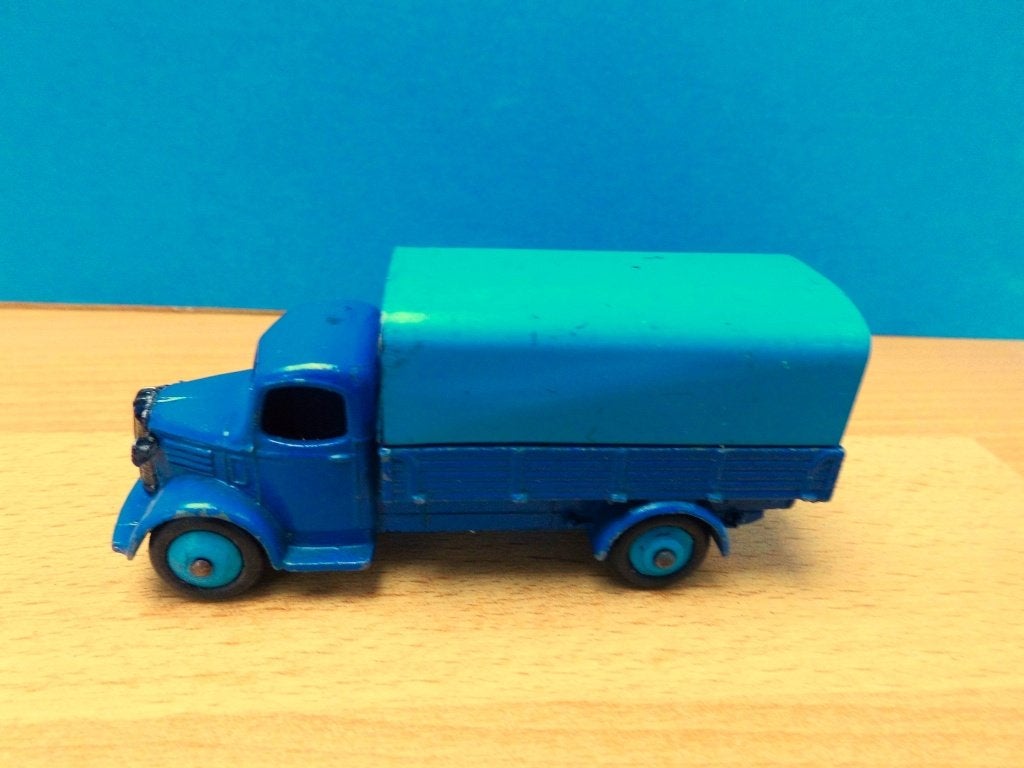 DINKY TOYS No. 413 AUSTIN VRACHTWAGEN MET HUIF, Ophalen of Verzenden, Gebruikt, Bus of Vrachtwagen, Dinky Toys