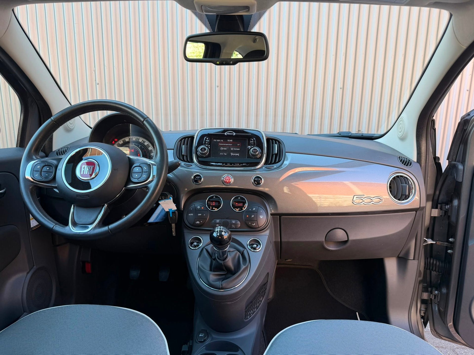 Fiat 500 0.9 TwinAir Turbo Lounge Navi|Panorama|Airco, Voorwielaandrijving, Gebruikt, 905 kg, Origineel Nederlands