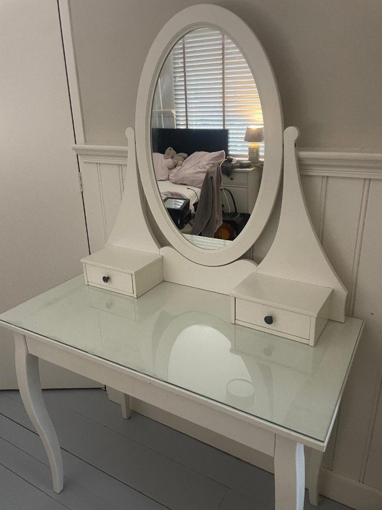 Kaptafel wit met leuke ovale spiegel!, Ophalen, Gebruikt, 50 tot 100 cm, Landelijk