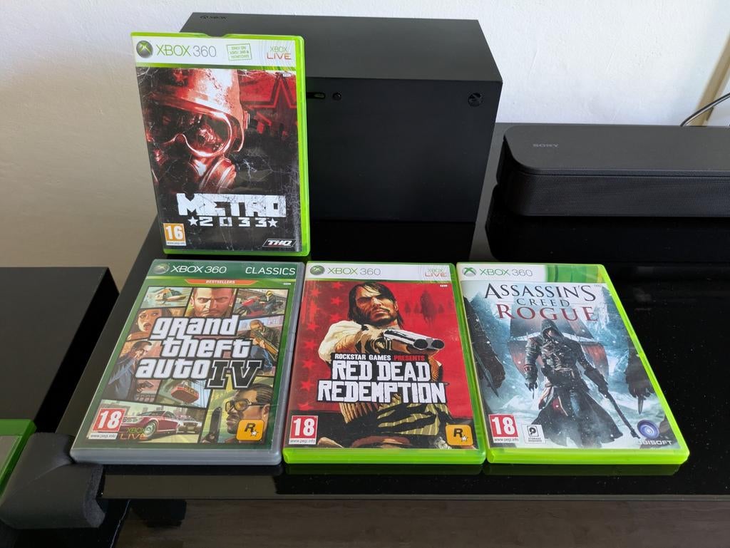Xbox 360 games: GTA IV, Red Dead Redemption, Metro 2033, Spelcomputers en Games, Gebruikt, Vanaf 18 jaar, 1 speler, Ophalen