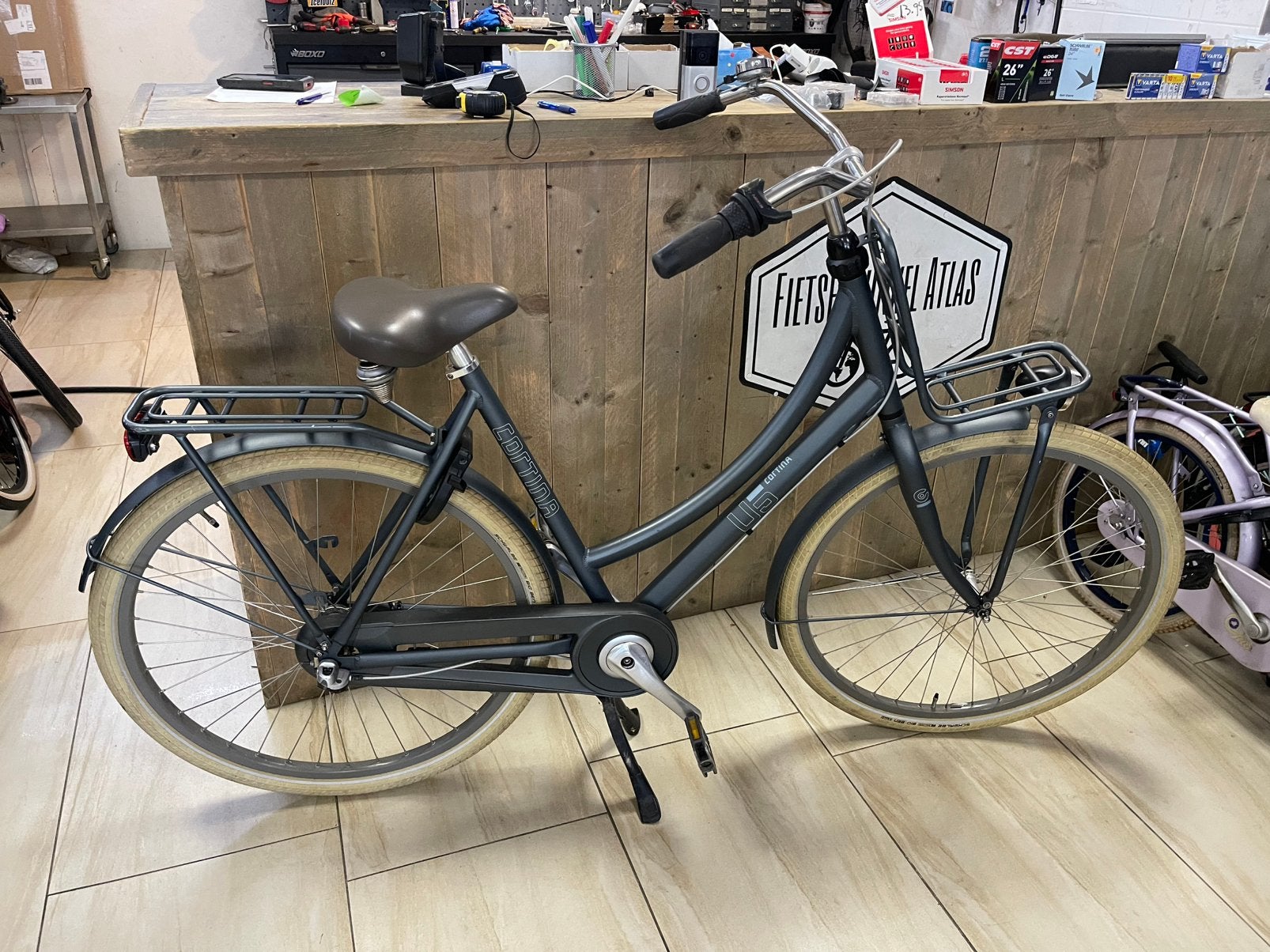 Cortina u5 transport 28 inch 3 versnellingen, Overige merken, Terugtraprem, Zo goed als nieuw, Dubbele standaard