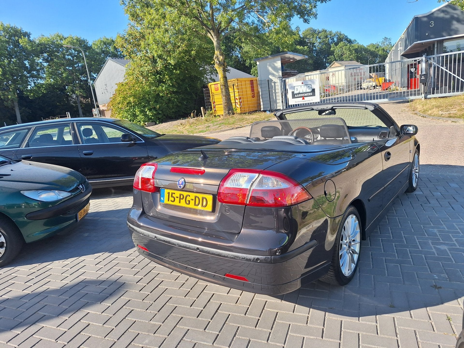 Saab 9-3 Cabrio 2.0t Vector / Keurige auto / APK juni 2027, Auto's, Saab, Voorwielaandrijving, 1998 cc, Gebruikt, 4 cilinders