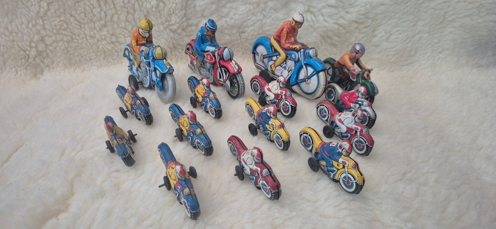 diverse tin toys motors diverse maten en landen, Antiek en Kunst, Ophalen of Verzenden