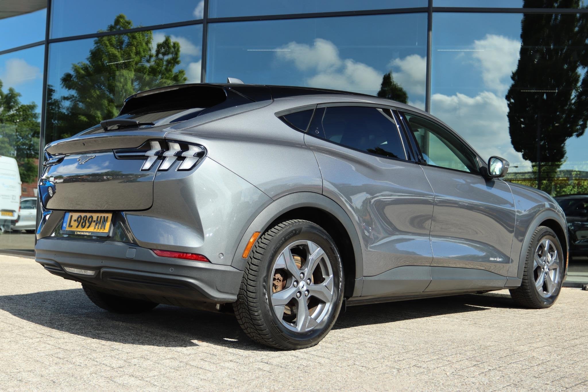 FORD MUSTANG MACH-E RWD 75 KWH SOH 95% | B&O | 360 CAMERA |, Automaat, Gebruikt, 750 kg, 258 pk