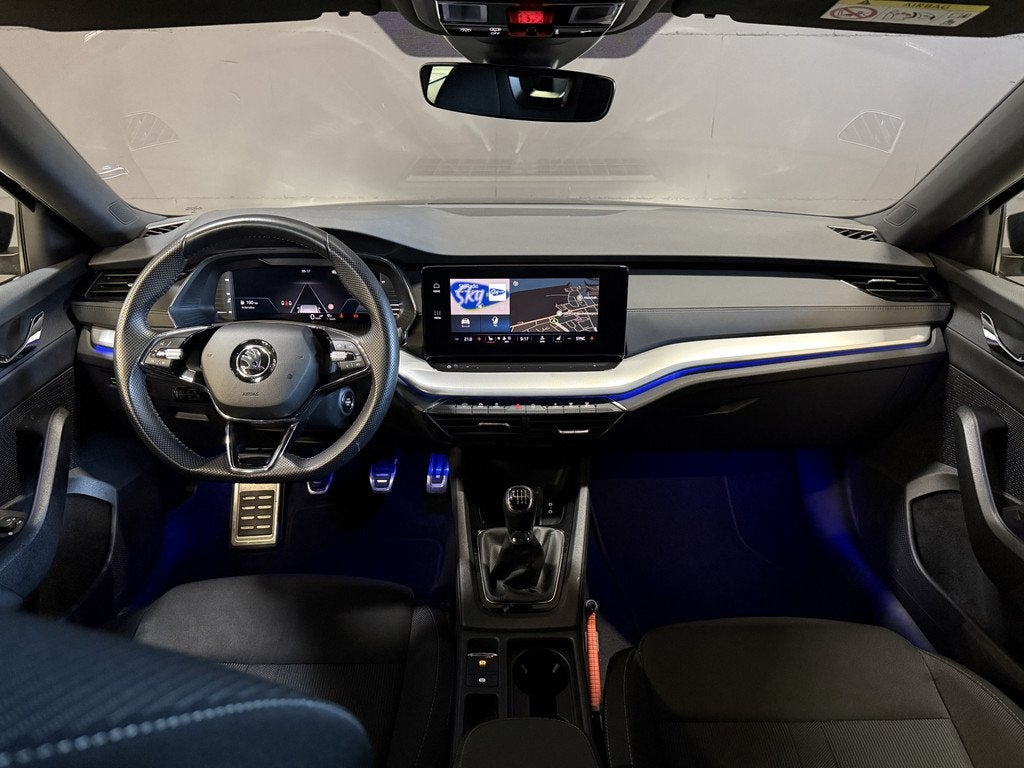 Skoda Octavia Combi 1.0 TSI Sport Business | Apple Carplay |, Voorwielaandrijving, Stof, Gebruikt, Zwart