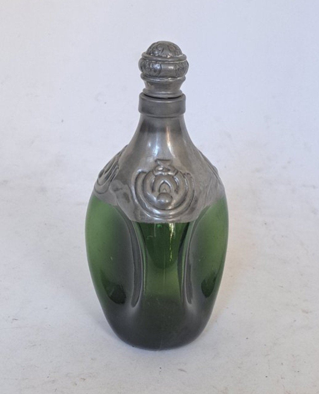 Antieke Groene Glazen Fles met Tinbeslag en Kurk, Ophalen of Verzenden