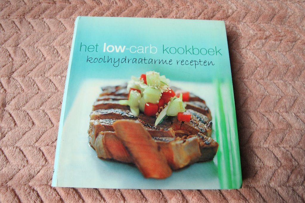 Het low carb kookboek Koolhydraatarme recepten, Boeken, Kookboeken, Ophalen of Verzenden, Gelezen