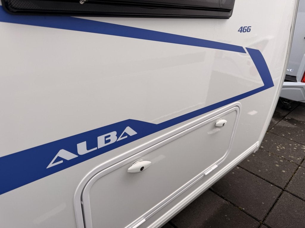 Caravelair Alba Family 466 EX HUUR MODEL 2026 MET VOORTENT, Caravans en Kamperen, Caravans, Standaardzit, Dwarsbed, Bedrijf, Ringverwarming