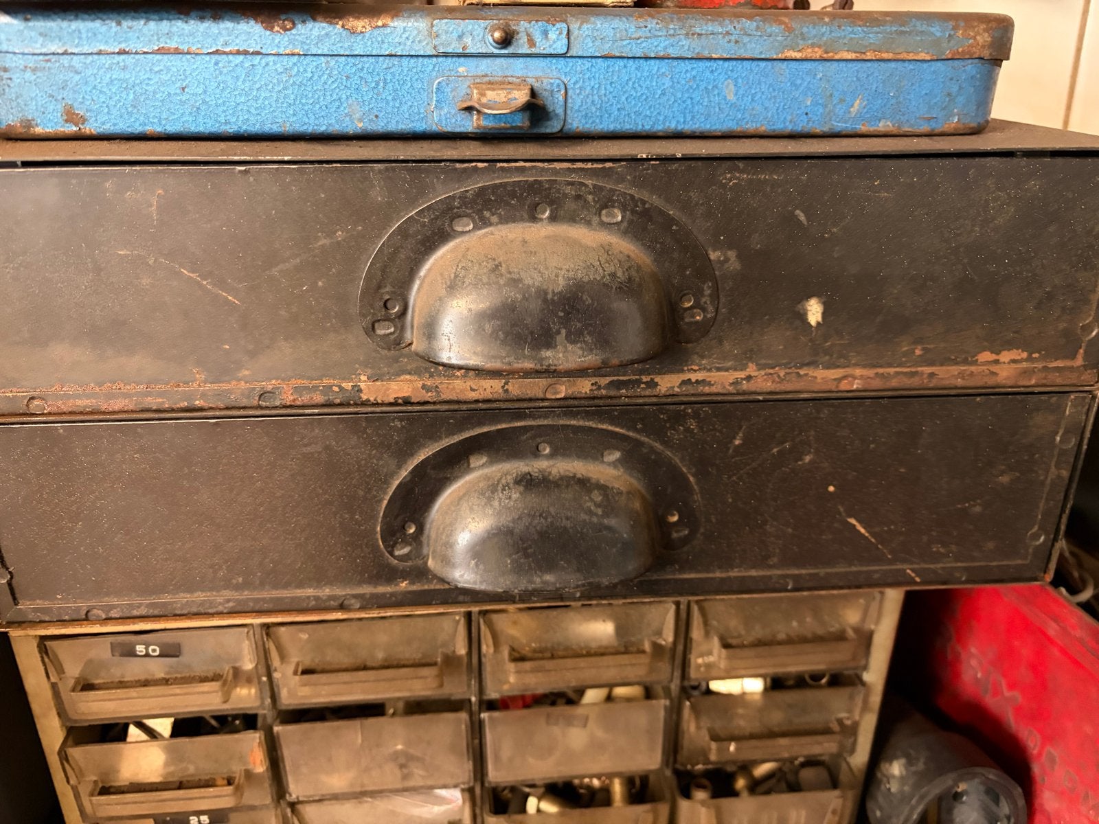 Elektriciteit sokjes, zekeringenVintage  ladekastje  2 lades, Ophalen of Verzenden, Gebruikt