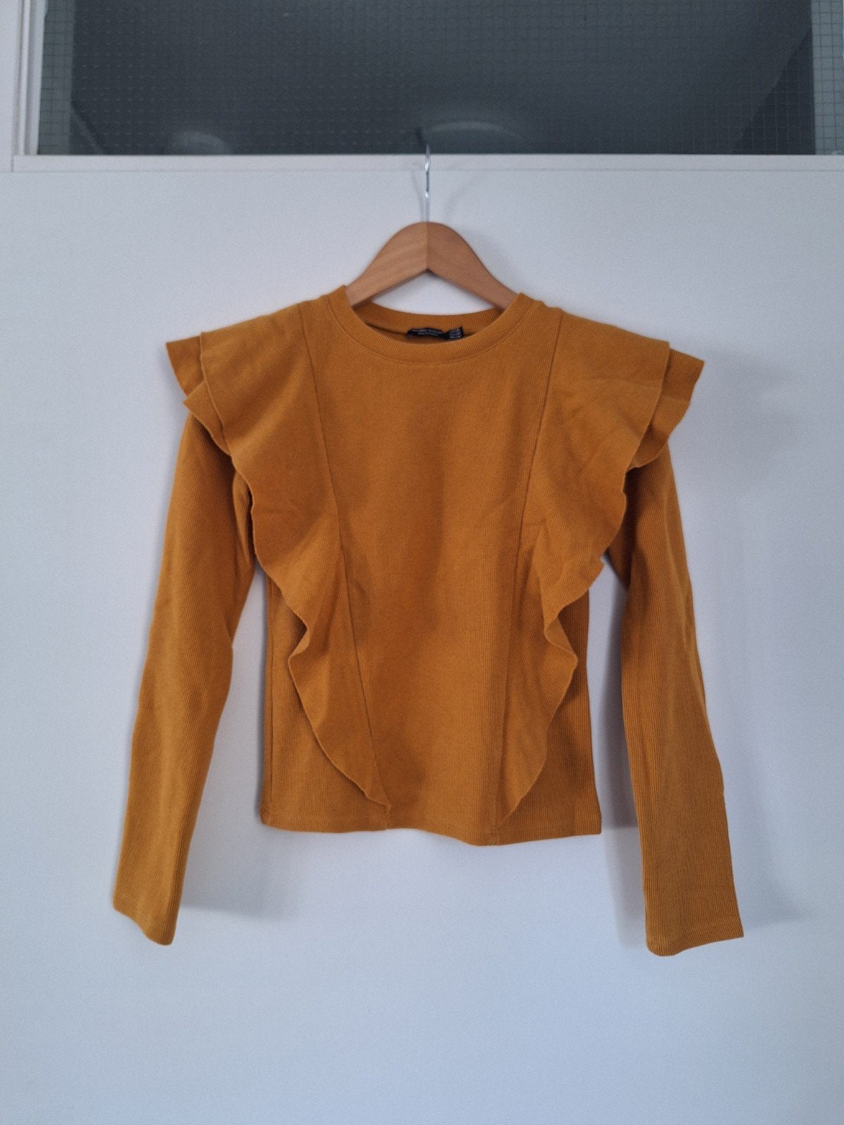 Mooi Mosterdgeel/Okergeel truitje/top Bershka XS/34 €10,-, Geel, Zo goed als nieuw, Lange mouw, Maat 34 (XS) of kleiner