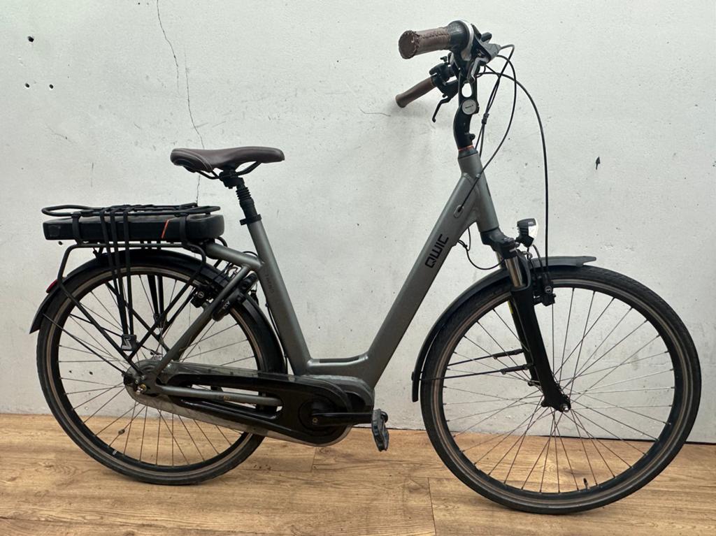 Elektrische qwic trend damesfiets middenmoter, Fietsen en Brommers, Elektrische fietsen, Ophalen, Qwic, Zo goed als nieuw, 51 tot 55 cm