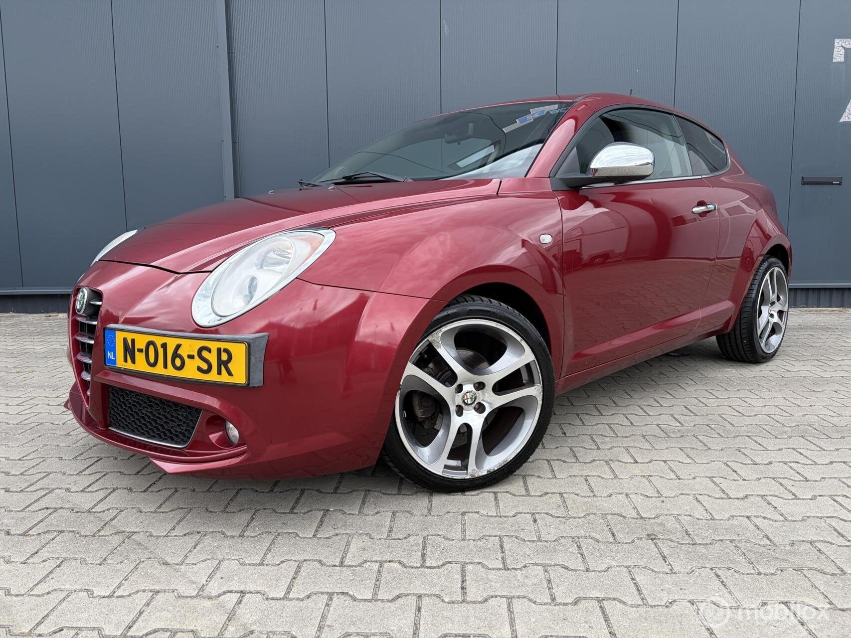Alfa Romeo MiTo 1.4 T Centenario Airco Nieuwe Apk, Euro 5, Zwart, 4 cilinders, 49 €/maand
