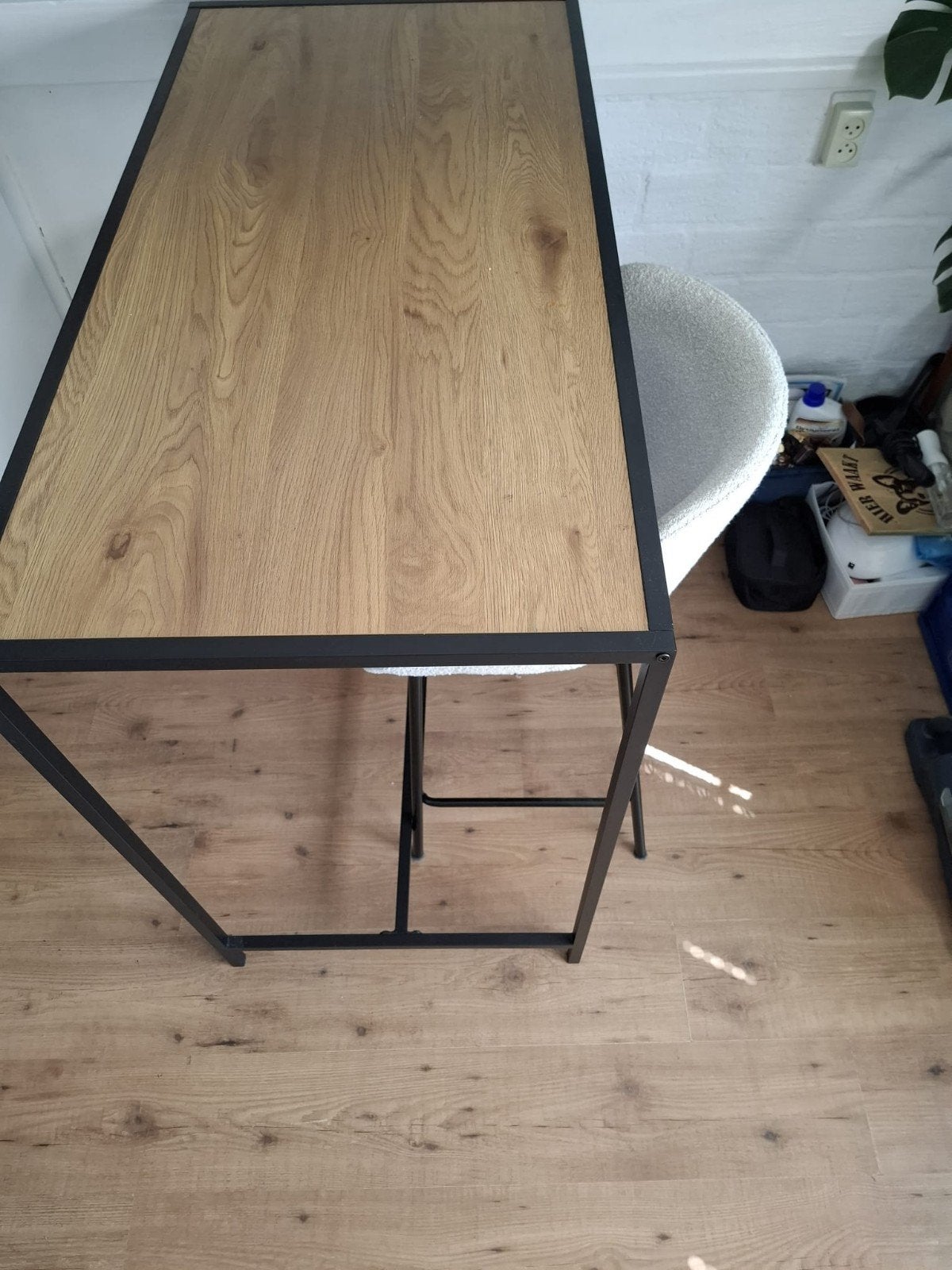 leuke eettafel/bar met twee barkrukken, Ophalen, 100 tot 150 cm, 50 tot 100 cm, Zo goed als nieuw