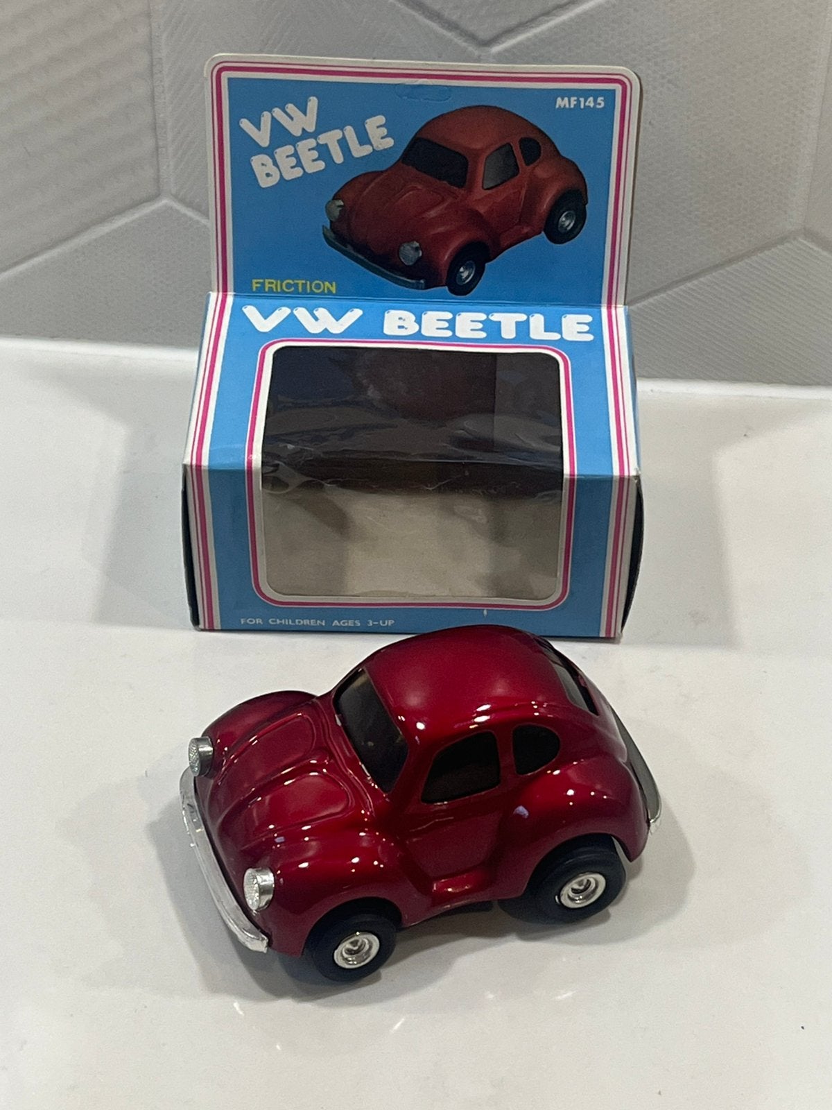 Blikken speelgoed VW Beetle Friction Car MF145 rode Kever, Verzenden, Zo goed als nieuw