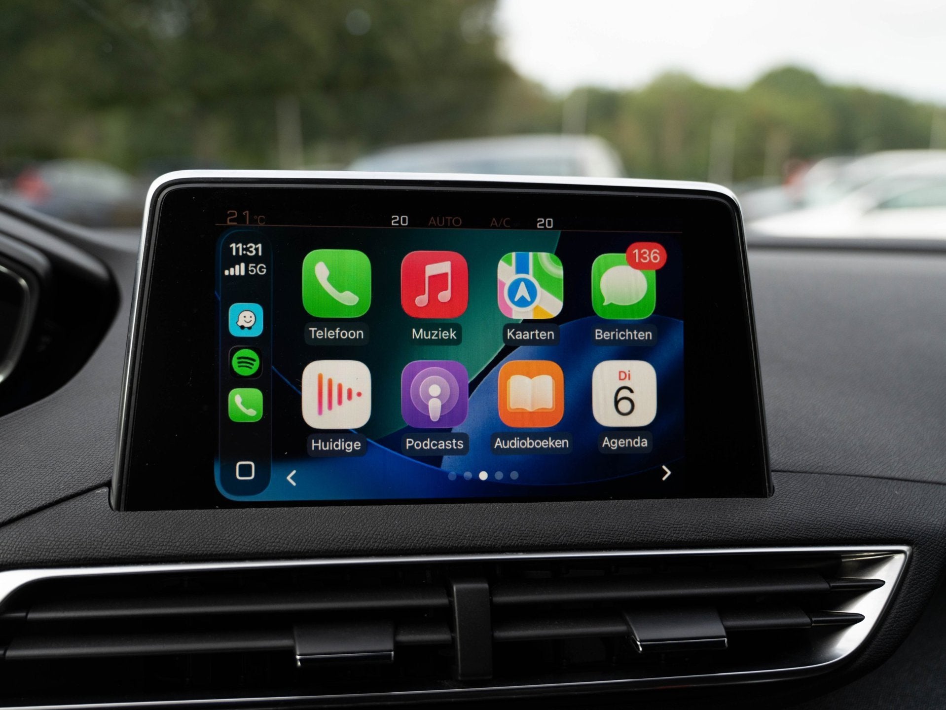 Peugeot 5008 1.2 | GT-LINE| 7 PERSOONS | APPLE CARPLAY | STO, Voorwielaandrijving, Dealer onderhouden, Gebruikt, 1199 cc