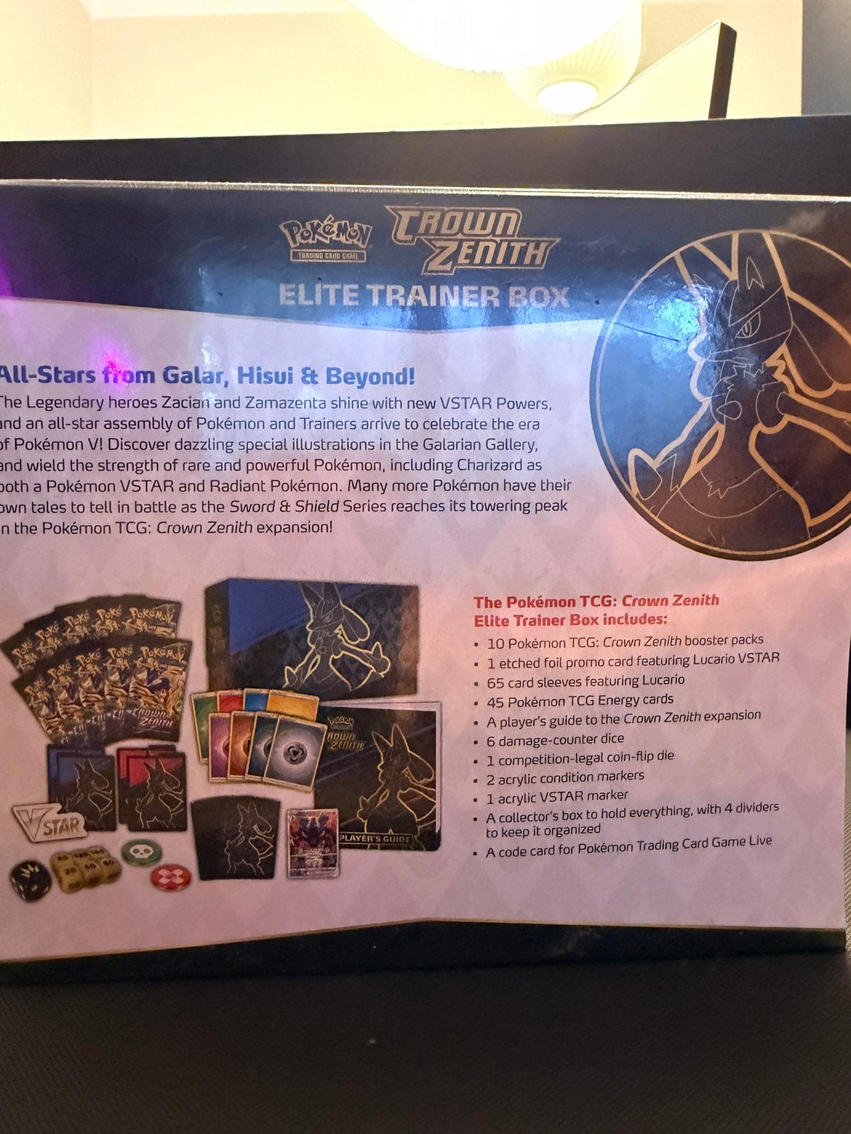 Foto 3 van Crown Zenith Elite Trainer Box – Lucario – Sealed ETB