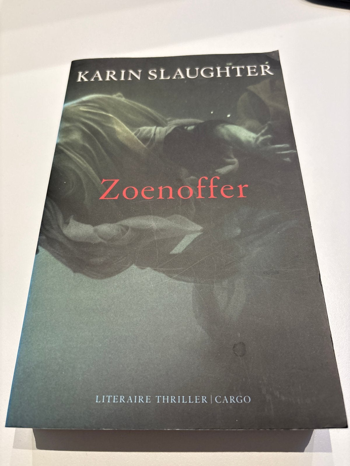 Karin Slaughter - Zoenoffer (Literaire Thriller), Ophalen of Verzenden, Gelezen
