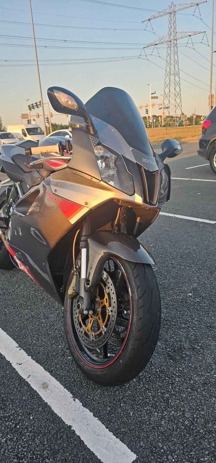 Aprilia RSV1000R 2004 - Sportieve V-twin Superbike, Motoren, Particulier