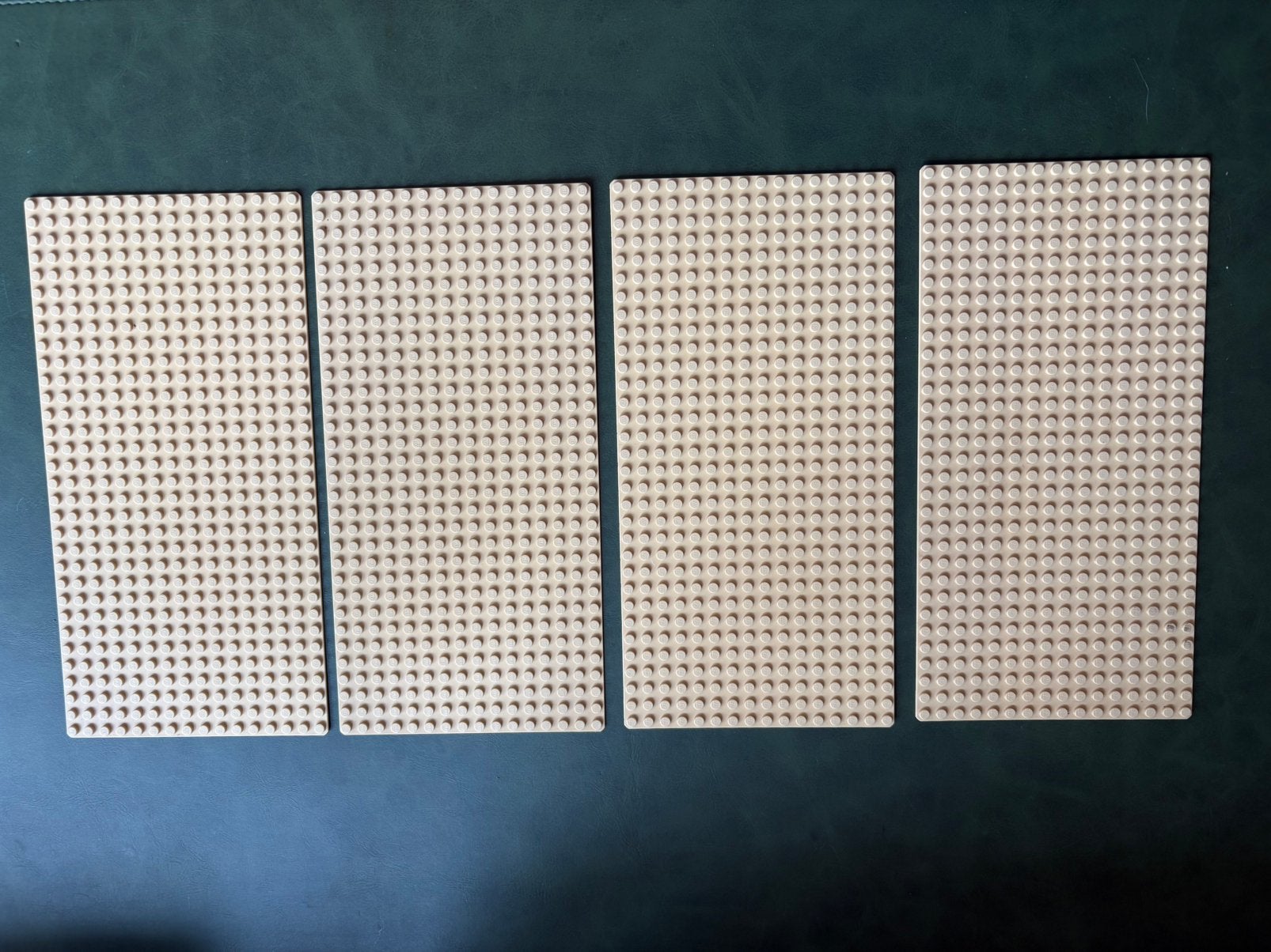 Lego platen tan 16x32, Ophalen of Verzenden, Lego, Lego, Lego