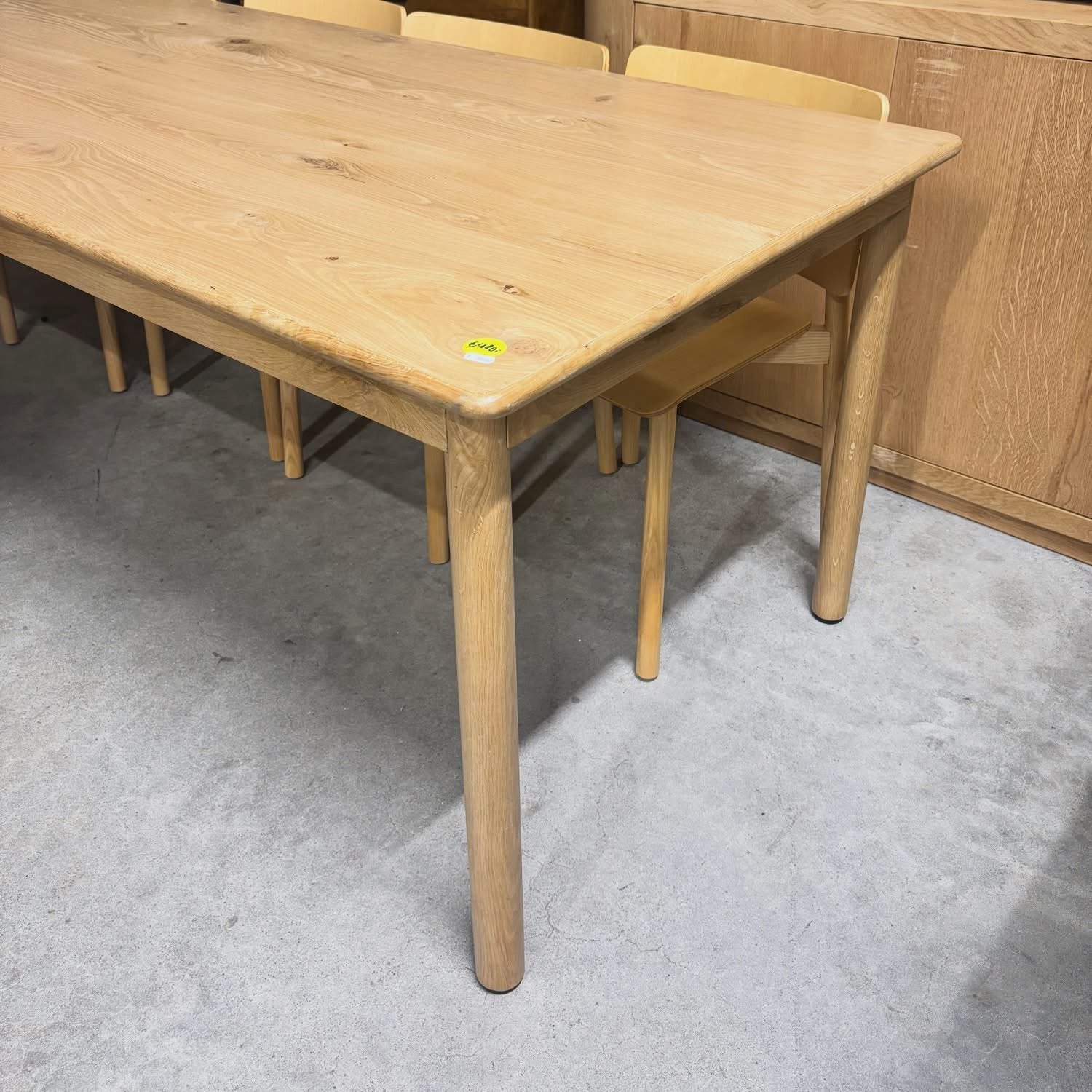 Eettafel Tobago Eiken, 220 x 90cm van Livingfurn, Ophalen
