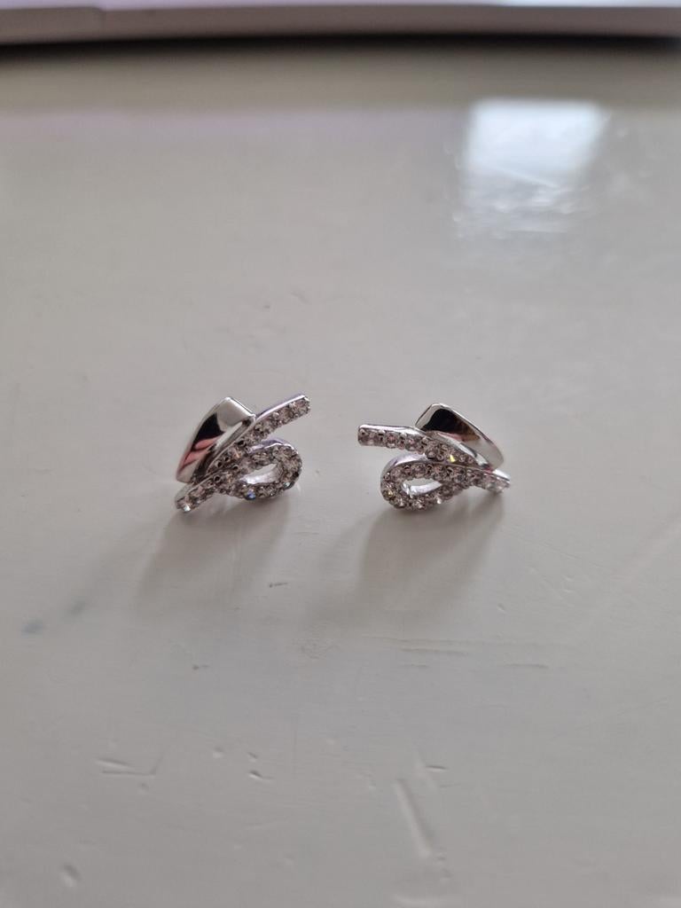 Sterling zilveren oorbellen knopjes met zirkonia, Ophalen of Verzenden, Zo goed als nieuw, Zilver, Zilver