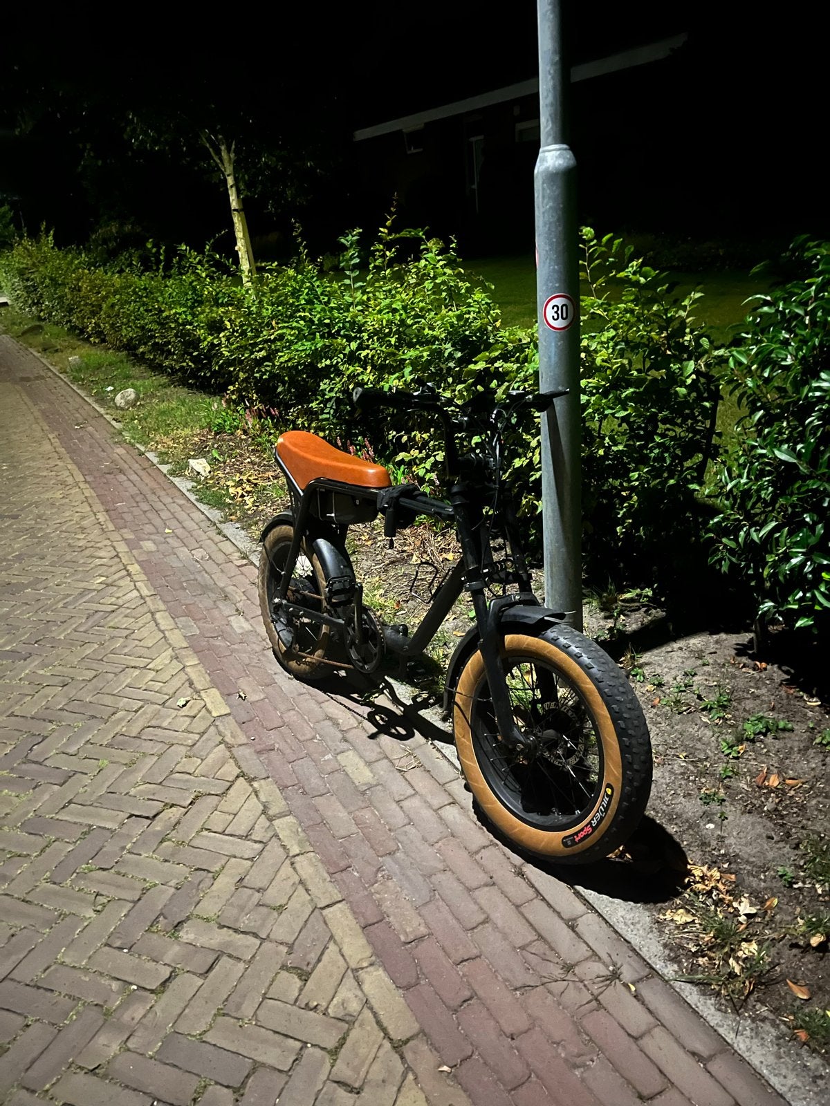 Fatbike e-bike K20 750W met goede accu en weinig kilometers, Zo goed als nieuw, Minder dan 47 cm, 50 km per accu of meer, Ophalen