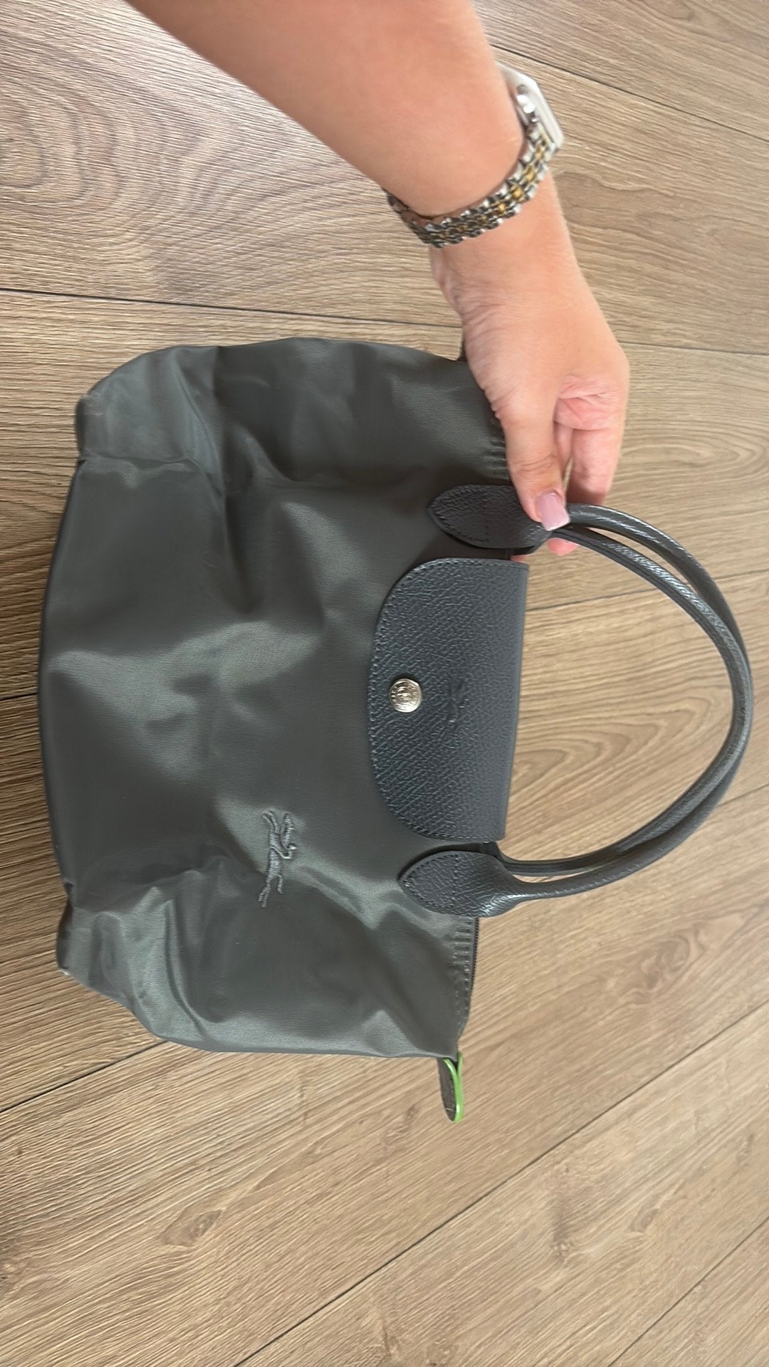 Longchamp tas, Ophalen of Verzenden, Zo goed als nieuw, Grijs, Handtas