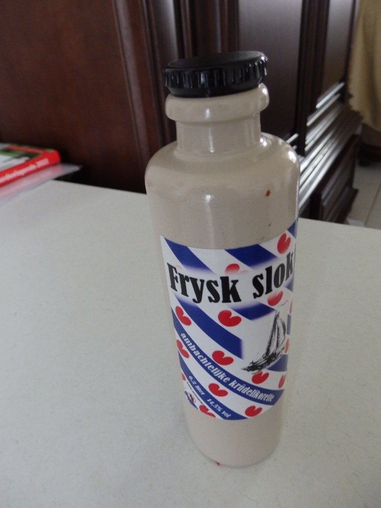 Flesje steen Friesland, Verzamelen, Biermerken, Ophalen of Verzenden, Zo goed als nieuw, Flesje(s), Overige merken