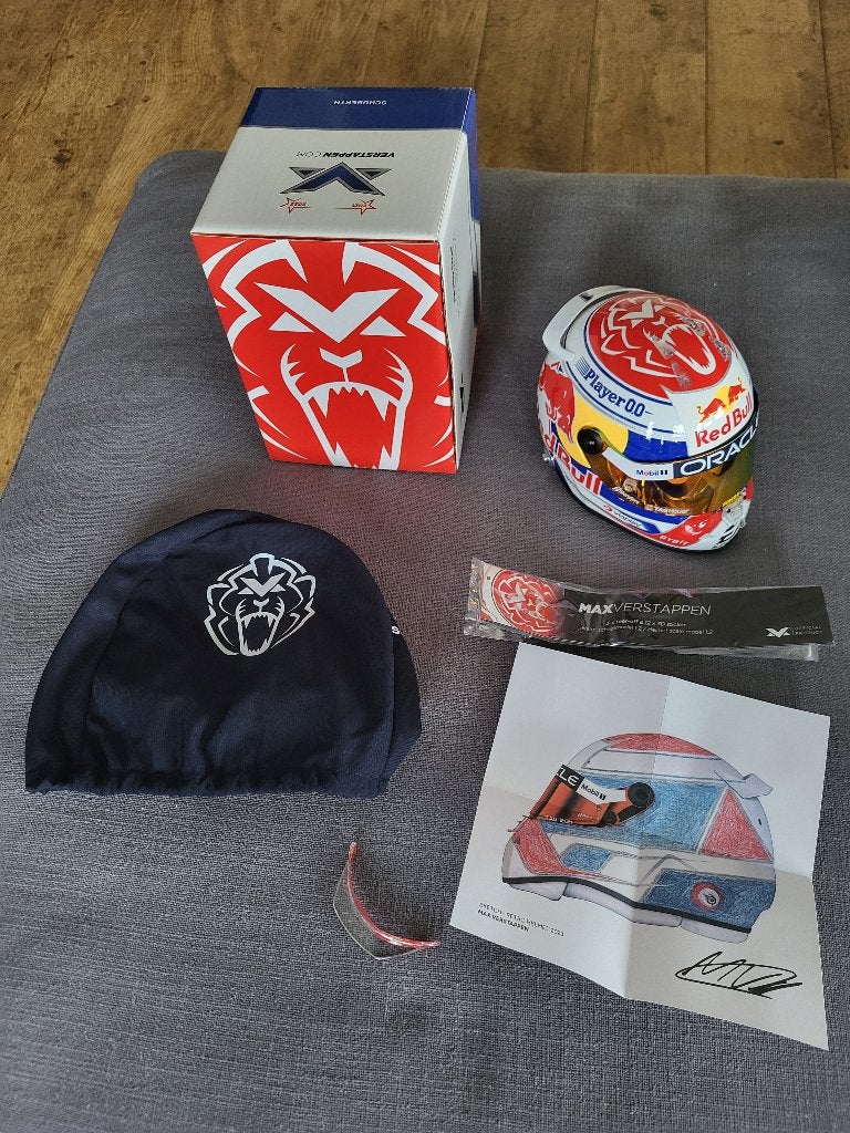 Verstappen 1:2 retro helm 2023, Ophalen, Nieuw, Formule 1