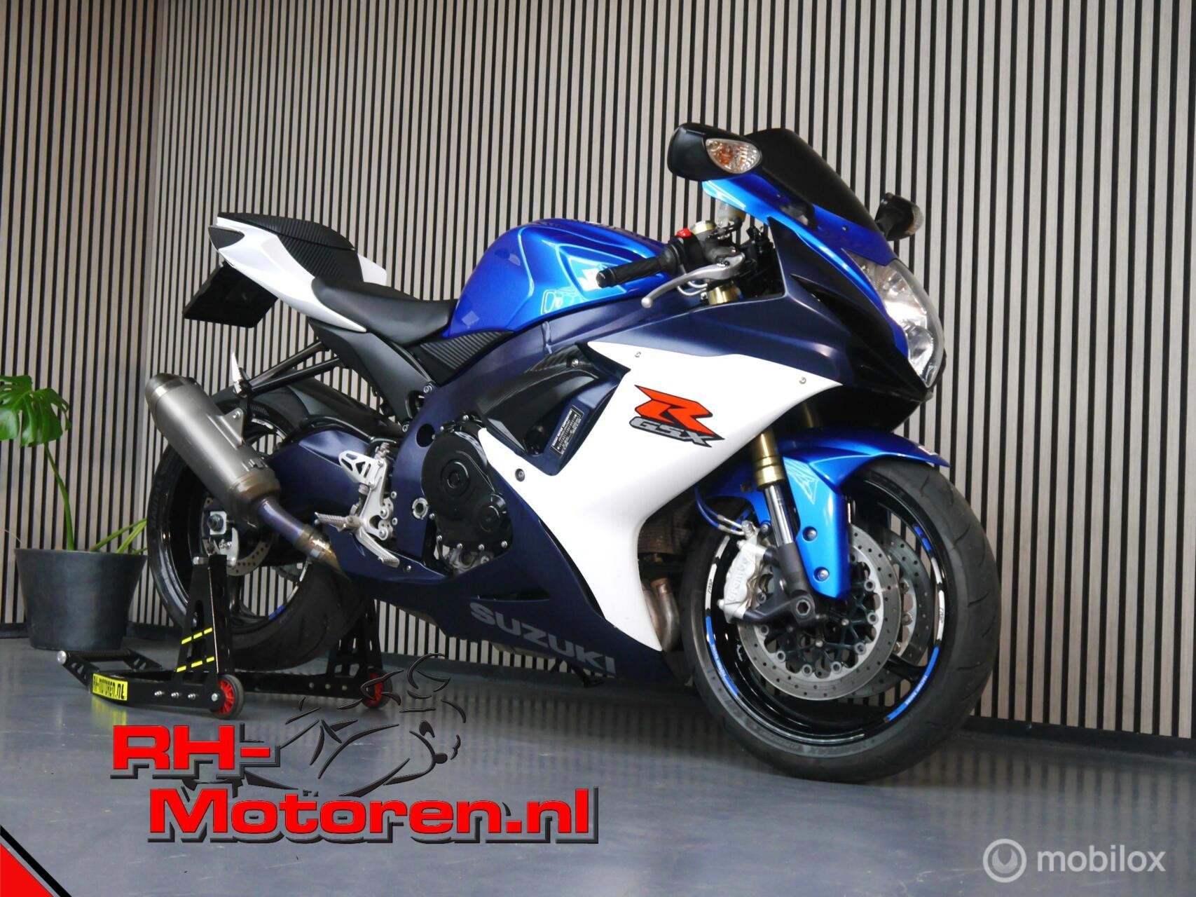 Suzuki GSX R 750 L4 2014, 749 cc, Sport, Meer dan 35 kW, Handgeschakeld