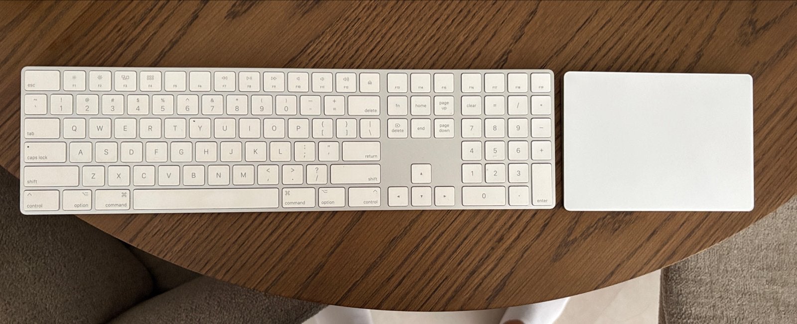 Apple Magic Keyboard met numeriek toetsenblok en Magic Track, Computers en Software, Overige Computers en Software, Ophalen, Zo goed als nieuw