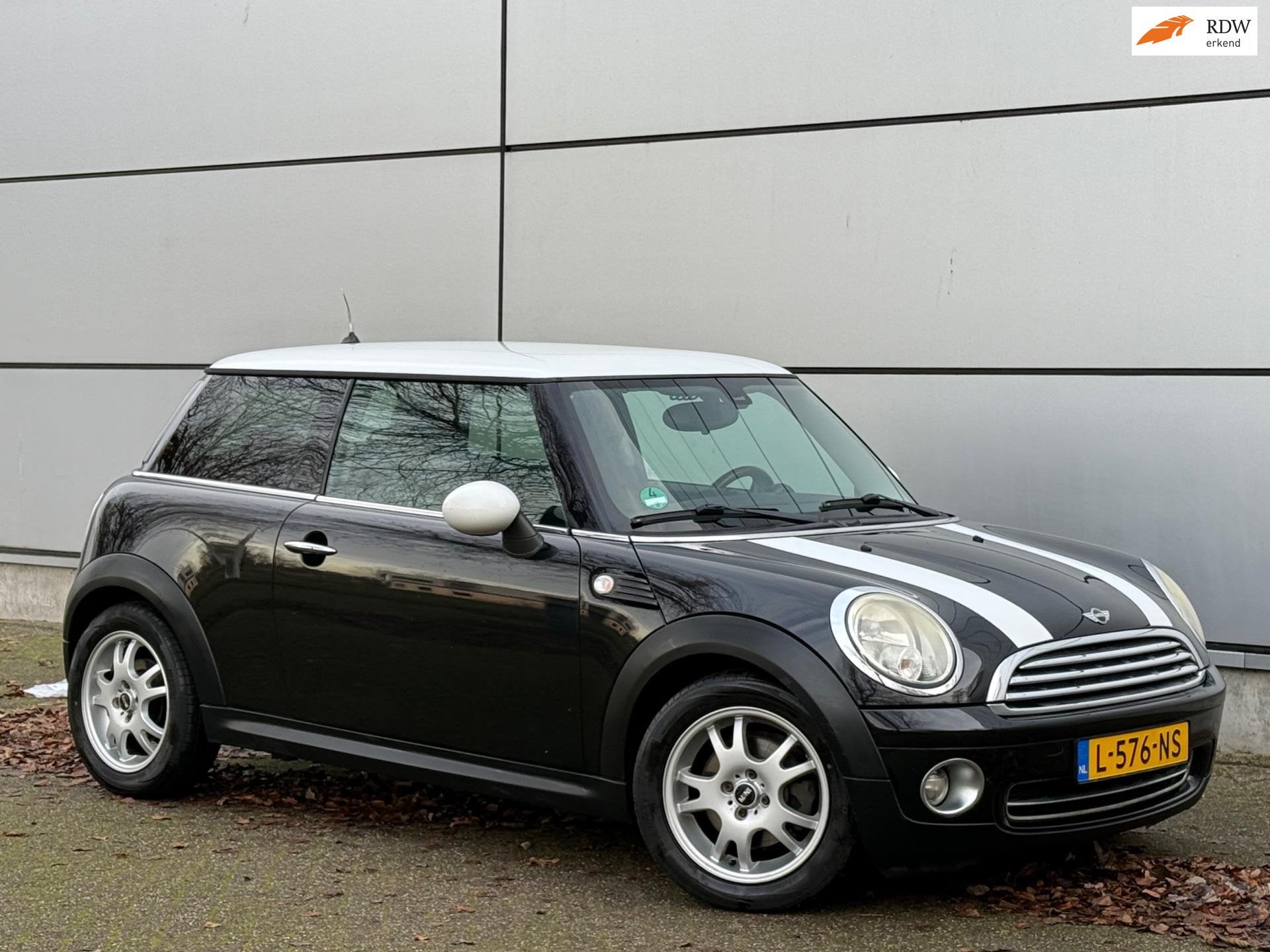 Mini Mini 1.6 Cooper Stoelverw |Airco |Start/Stop |Lmv |Nap, Auto's, Voorwielaandrijving, Gebruikt, 750 kg, 4 cilinders