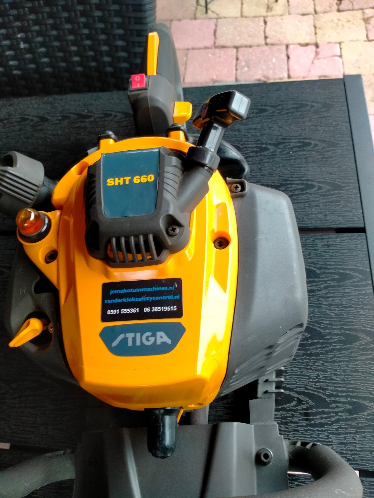 Stiga SHT 660 heggenschaar zo goed als nieuw, Ophalen of Verzenden, Zo goed als nieuw, Benzine