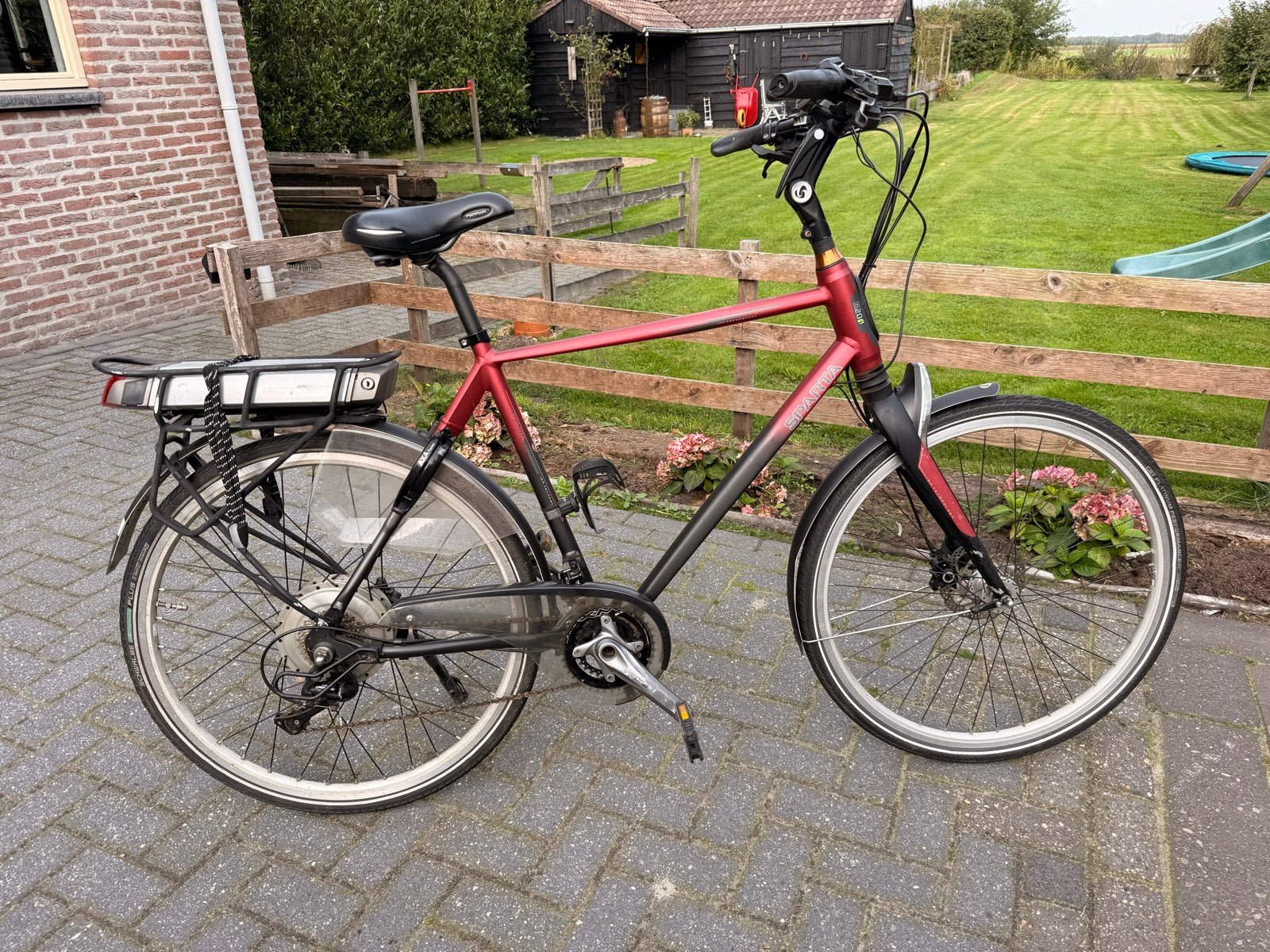 Sparta R20i E-bike - Defect/trapt door, Ophalen, Sparta, Gebruikt, 50 km per accu of meer