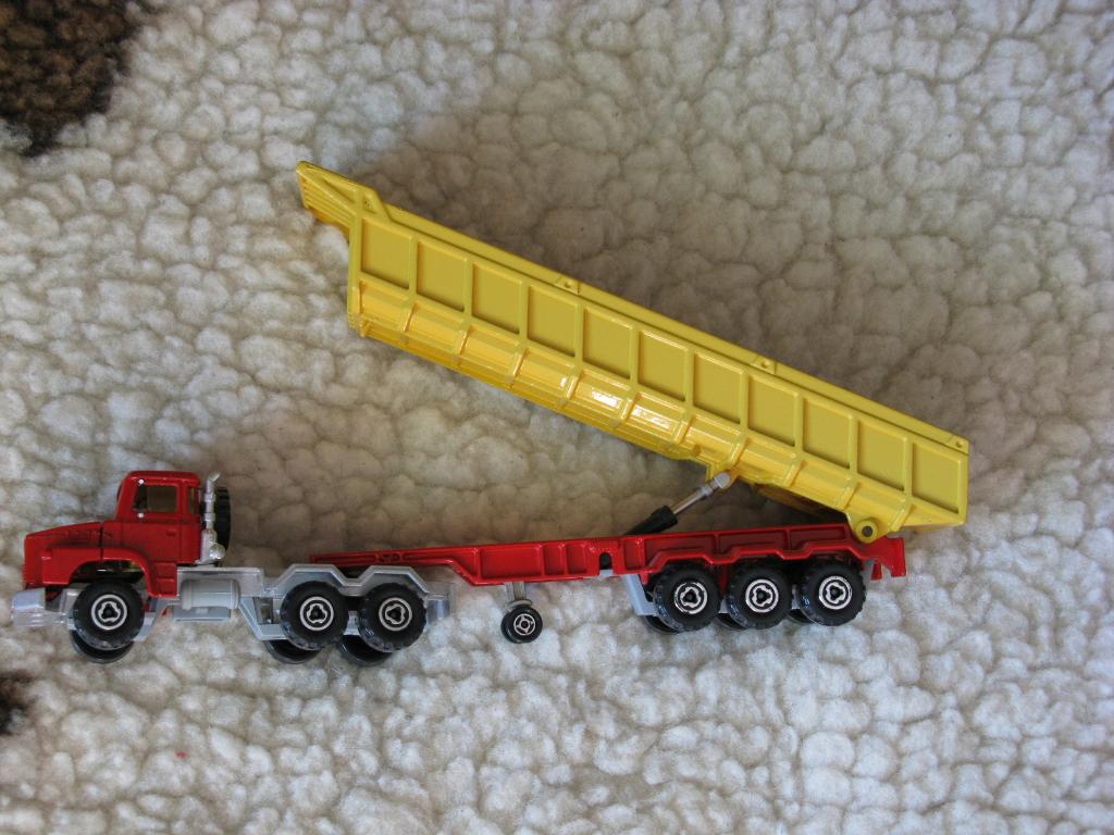 Majorette modelauto's 1:60, 1:58  en Edocar e.a., Ophalen, Zo goed als nieuw, Bus of Vrachtwagen, Overige merken