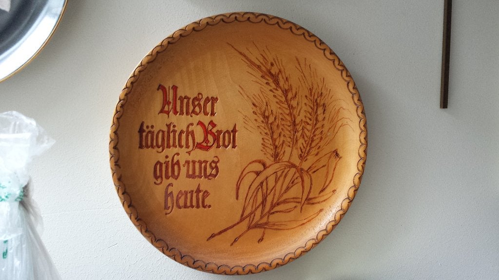 Wanddecoratie Houten BORD ~ “Ons Dagelijks BROOD” ~ 21 cm., Verzamelen, Religie, Ophalen of Verzenden, Zo goed als nieuw, Overige typen