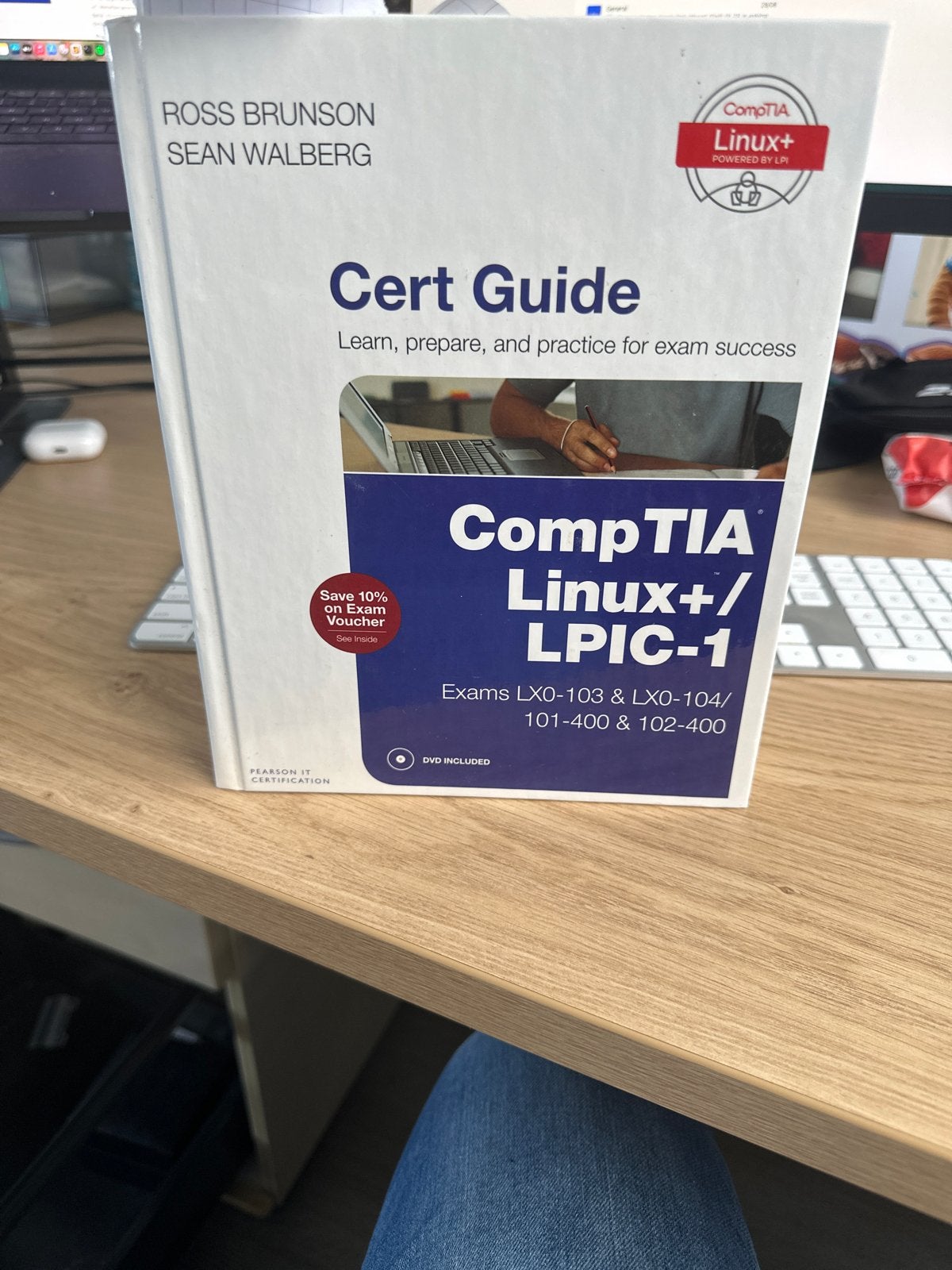 CompTIA Linux+/LPIC-1 Cert Guide - Ross Brunson, Boeken, Ophalen of Verzenden, Beta, Gelezen, Overige niveaus