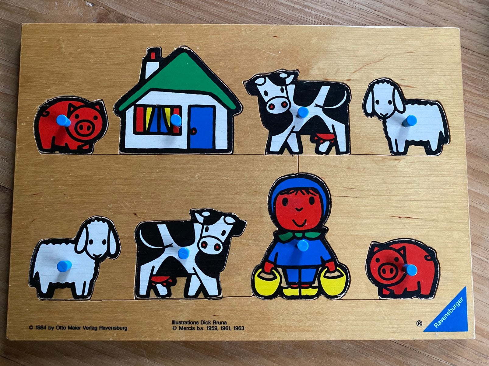Vintage houten Puzzel : Dick Bruna - 1984 - de boerderij, Ophalen of Verzenden, 10 tot 50 stukjes, Gebruikt, Van hout