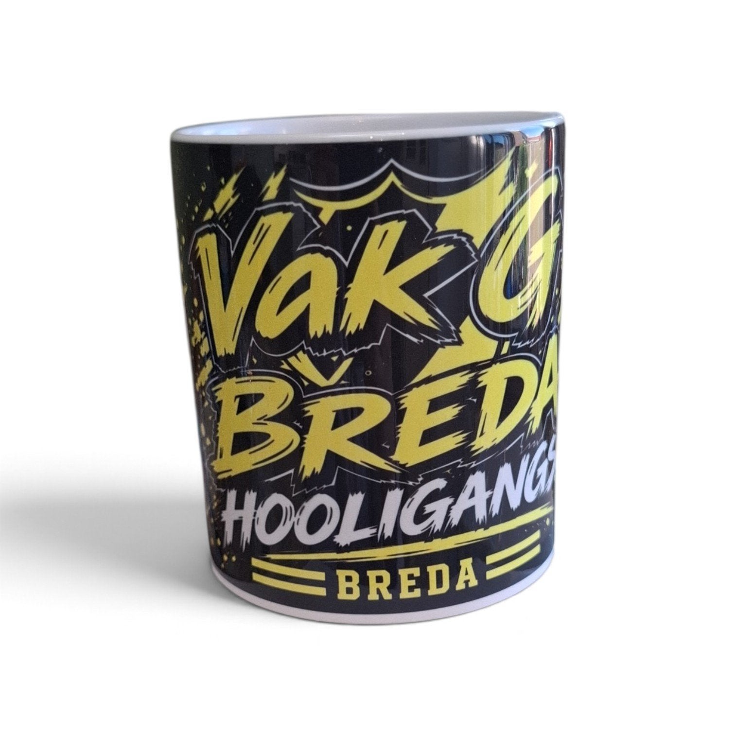 Vak G Breda Hooligans Mok - Uniek Design, Huis en Inrichting, Overige typen, Nieuw, Ophalen of Verzenden, Zwart