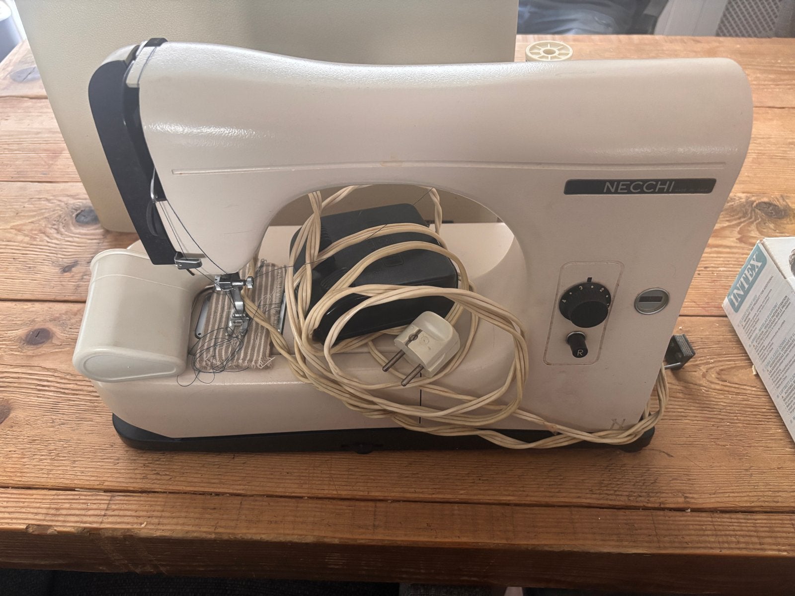 Necchi Naaimachine - Vintage en Functioneel, Ophalen, Gebruikt, Naaimachine, Overige merken