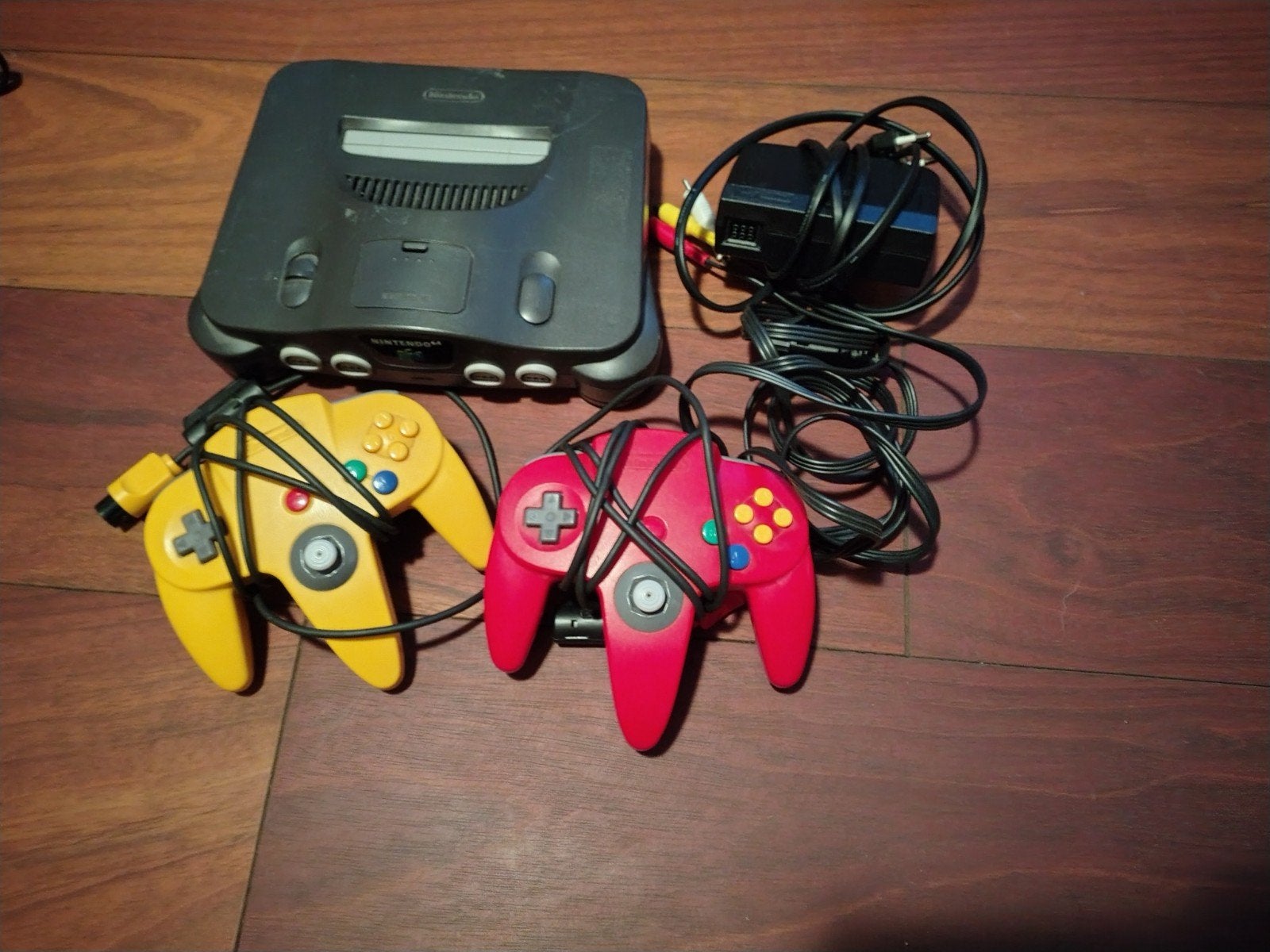 Nintendo 64 console met 2 controllers en 5 spellen, Ophalen of Verzenden, Gebruikt, Met 2 controllers, Met games
