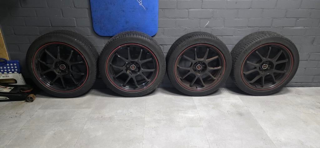 17 inch sportvelgen met Michelin banden, Ophalen, Peugeot