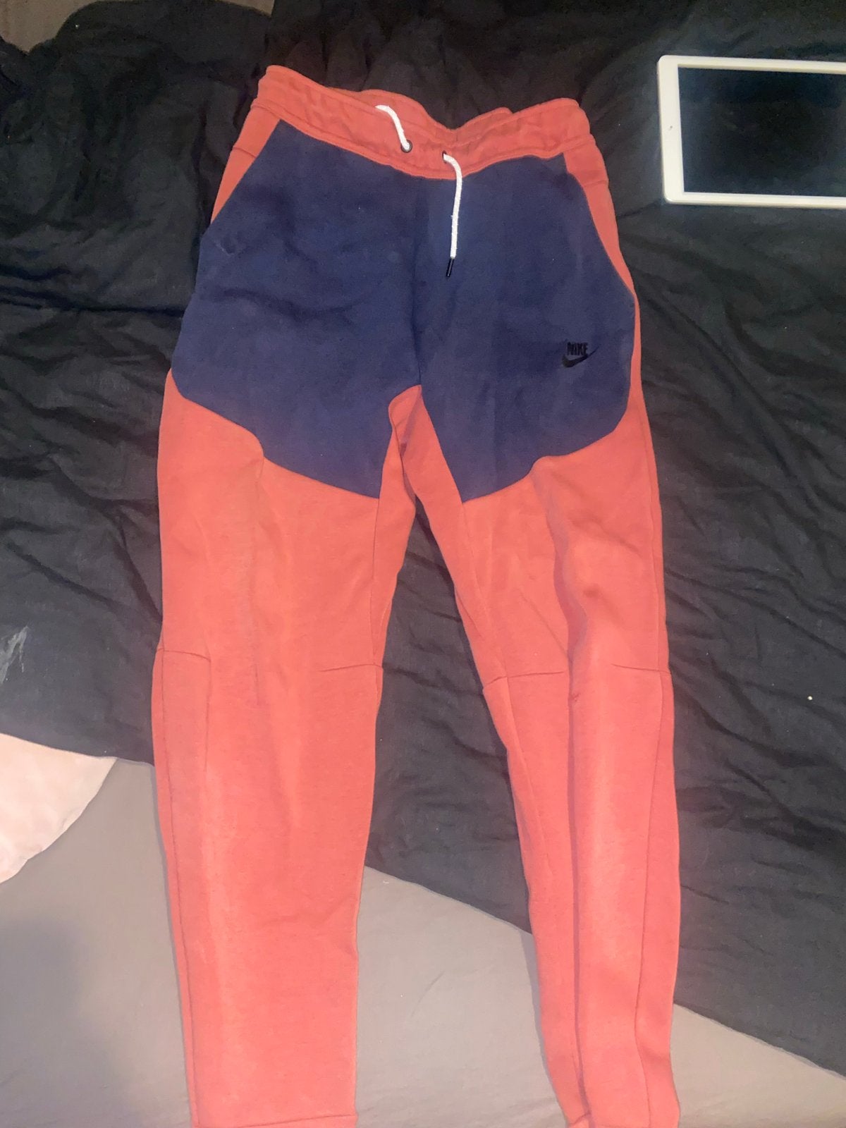 Nike Tech Fleece Joggingbroek - Rood/Blauw, Ophalen of Verzenden, Zo goed als nieuw, Overige kleuren, Overige jeansmaten