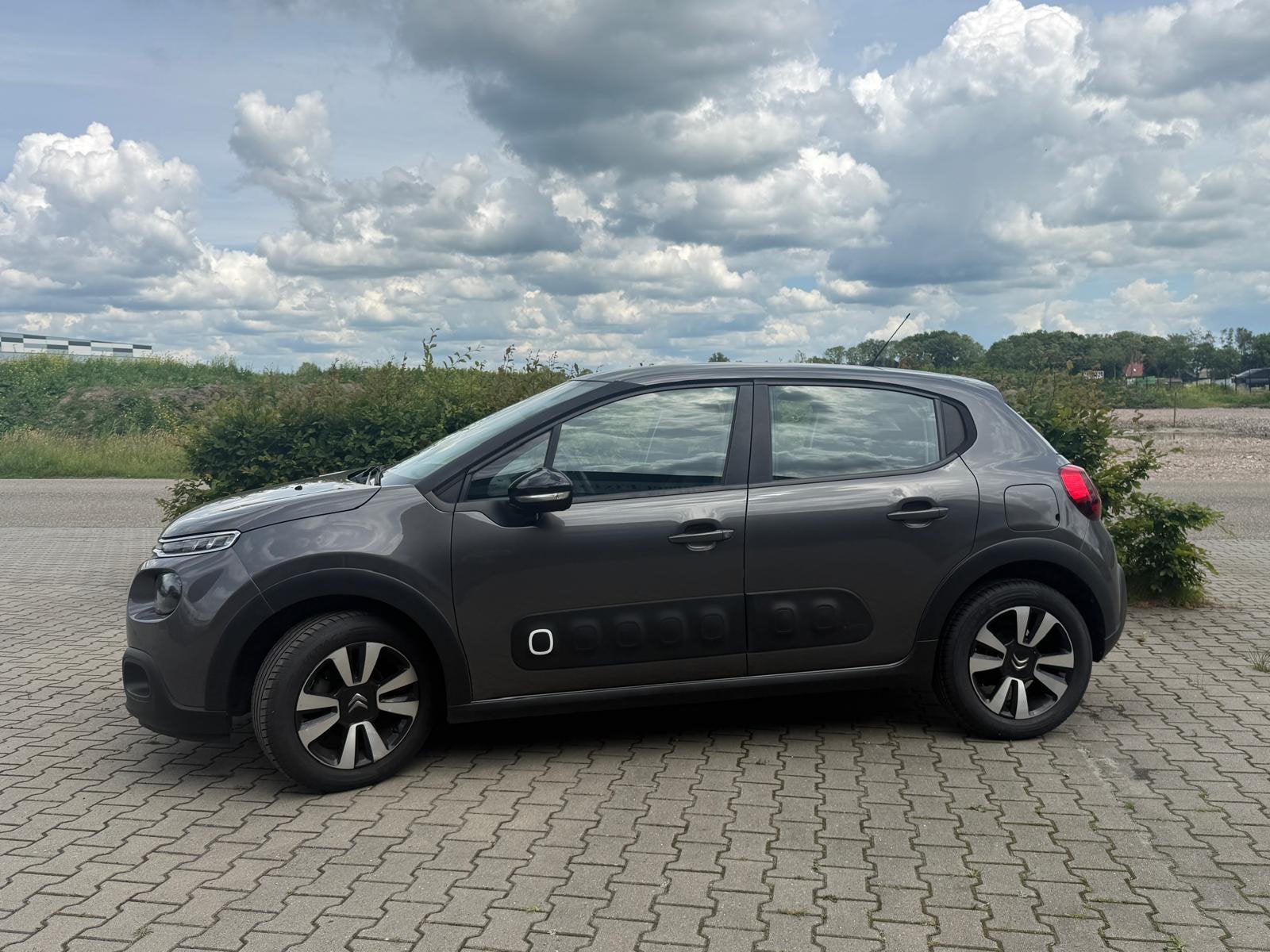 Citroën C3 1.2 Puretech 82pk 2018 Grijs, Auto's, Citroën, Particulier, C3, ABS, Adaptieve lichten, Airbags, Airconditioning, Automatische klimaatregeling