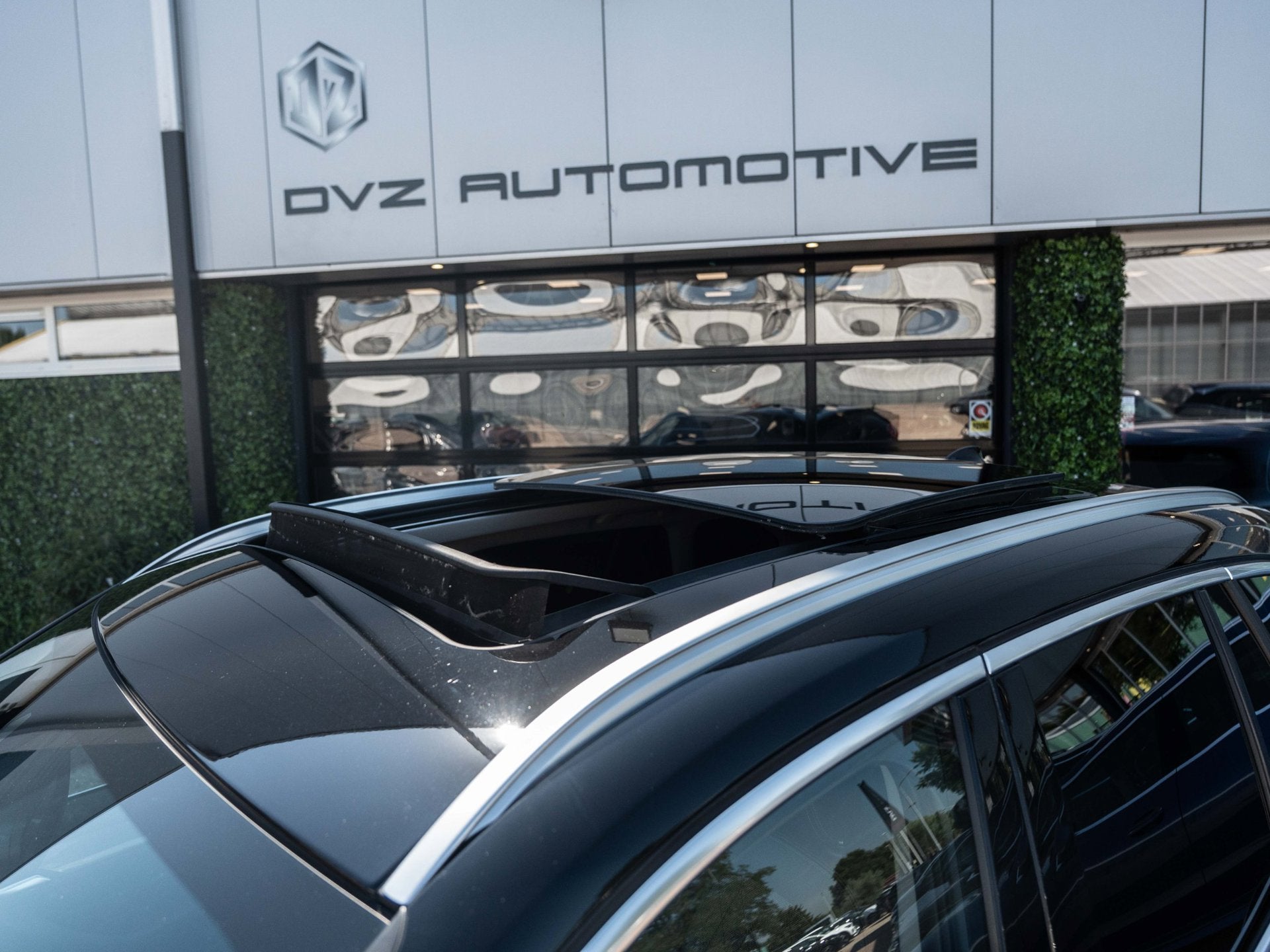 BMW X1 SDrive18i High Executive | X-Line | Pano | HUD | Deal, Auto's, Gebruikt, Zwart, Met garantie (alle), Leder en Stof