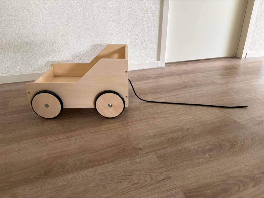 Houten trekkar, Ophalen, Zo goed als nieuw
