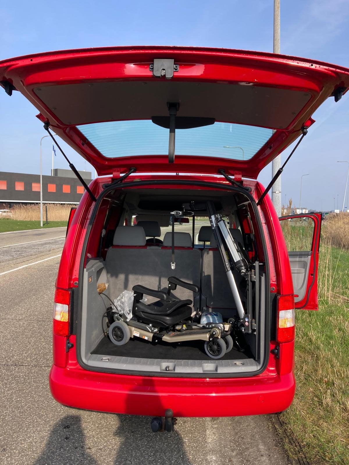 Volkswagen Caddy Invaliden 2010 Rood, Auto's, 1416 kg, 750 kg, 4 cilinders, Volkswagen