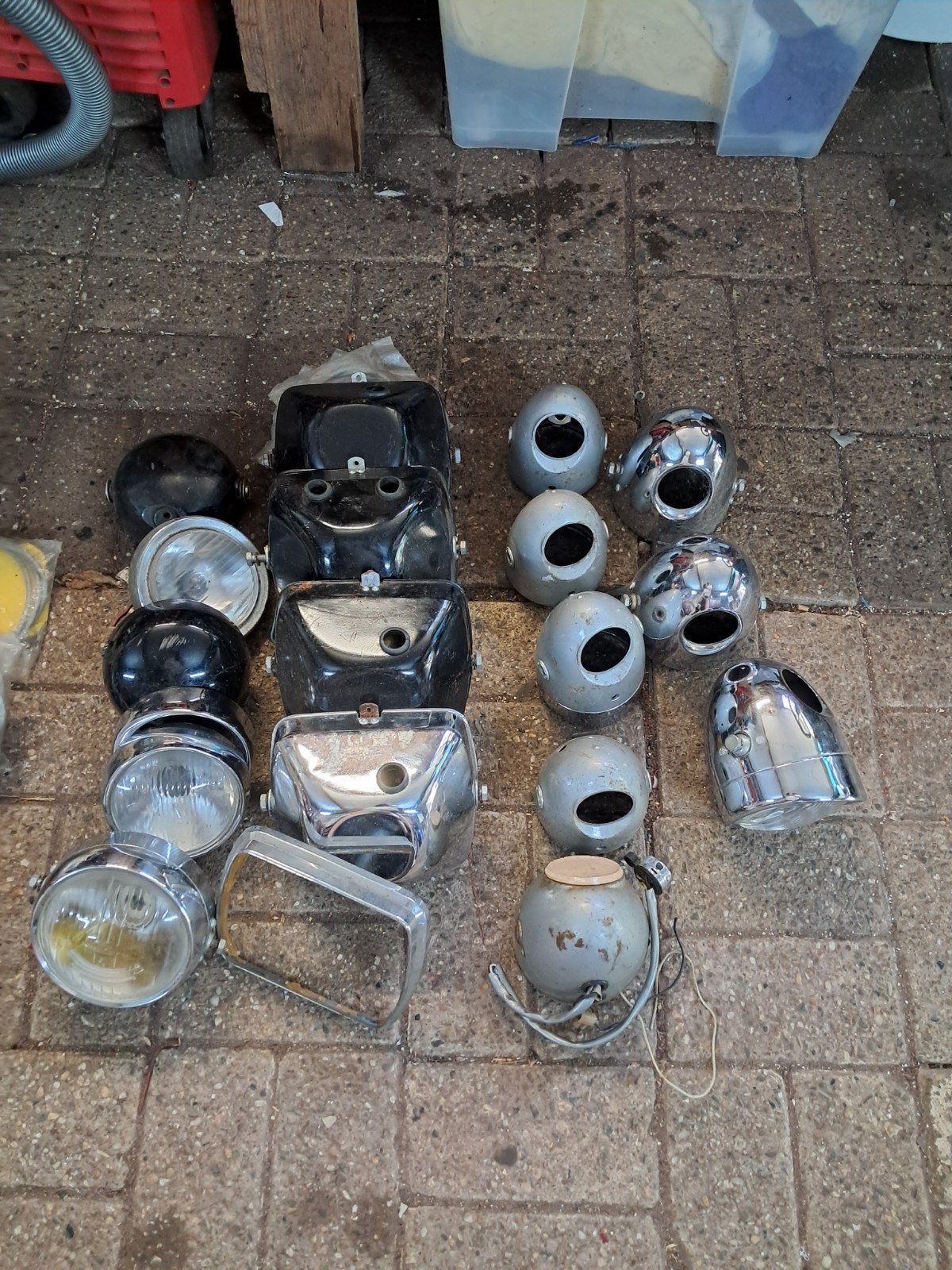 Koplamp huizen voor diverse brommer merken (o.a. Kreidler), Fietsen en Brommers, Ophalen of Verzenden, Gebruikt, Koplamp, Kreidler, Zundapp, Universeel